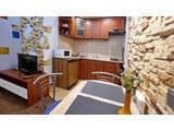 Home-Hotel на левом берегу ул. Митрополита Андрея Шептицкого, 1-а 1