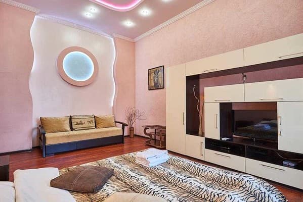 Home Hotel ул. Лысенко 1 5