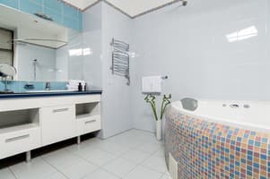 Senator City Center 9